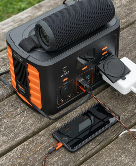 How Does A Portable Power Station Work